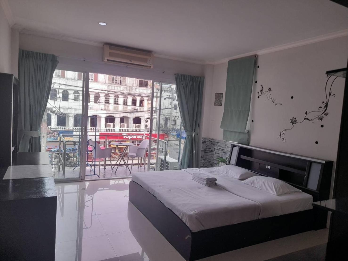 Sweet Dream Hotel Patong Phuket Exterior foto